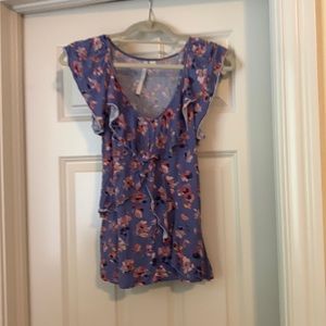 LC Lauren Conrad summer floral top